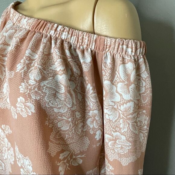 One Clothing Light Pink / Peach White Off or On Shoulder Floral Blouse Sz Large - Picture 2 of 10